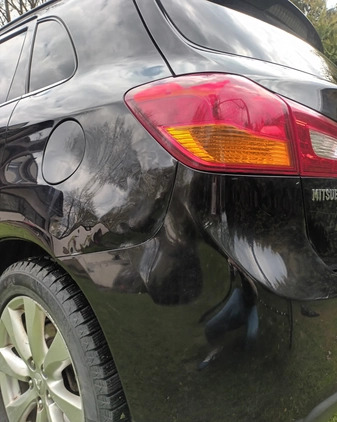 Mitsubishi Outlander cena 37500 przebieg: 142000, rok produkcji 2013 z Stepnica małe 137
